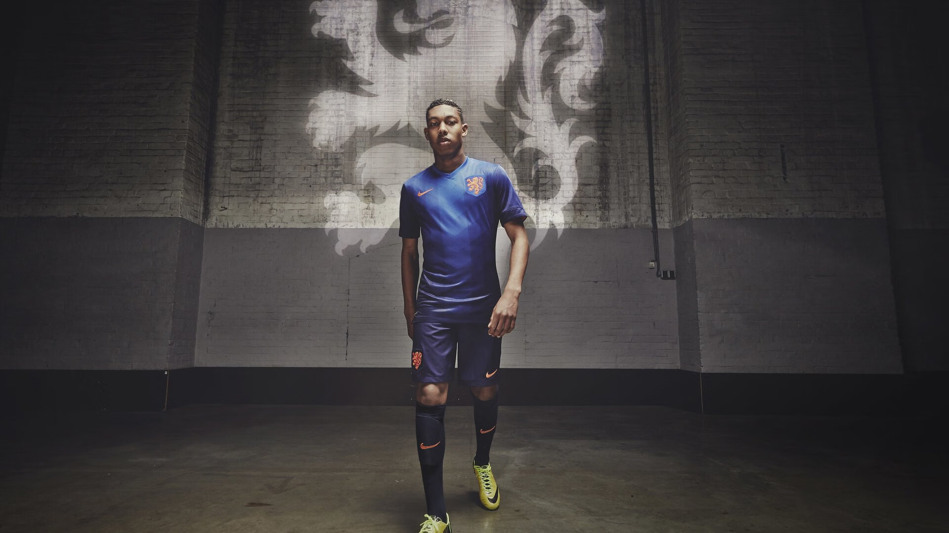 外交冰封与绿茵热浪，当埃及封锁加拿大，弗拉霍维奇成为关键先生