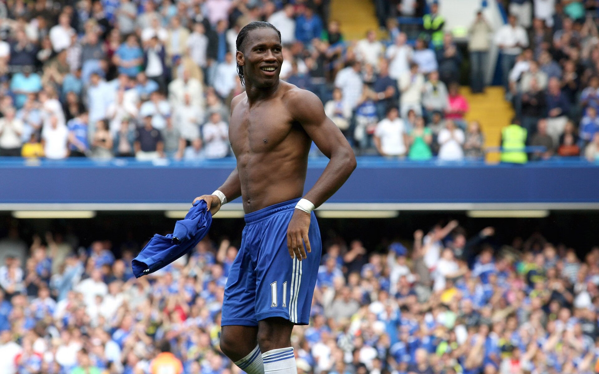 西甲国家德比之夜，拉亚主宰比赛走向