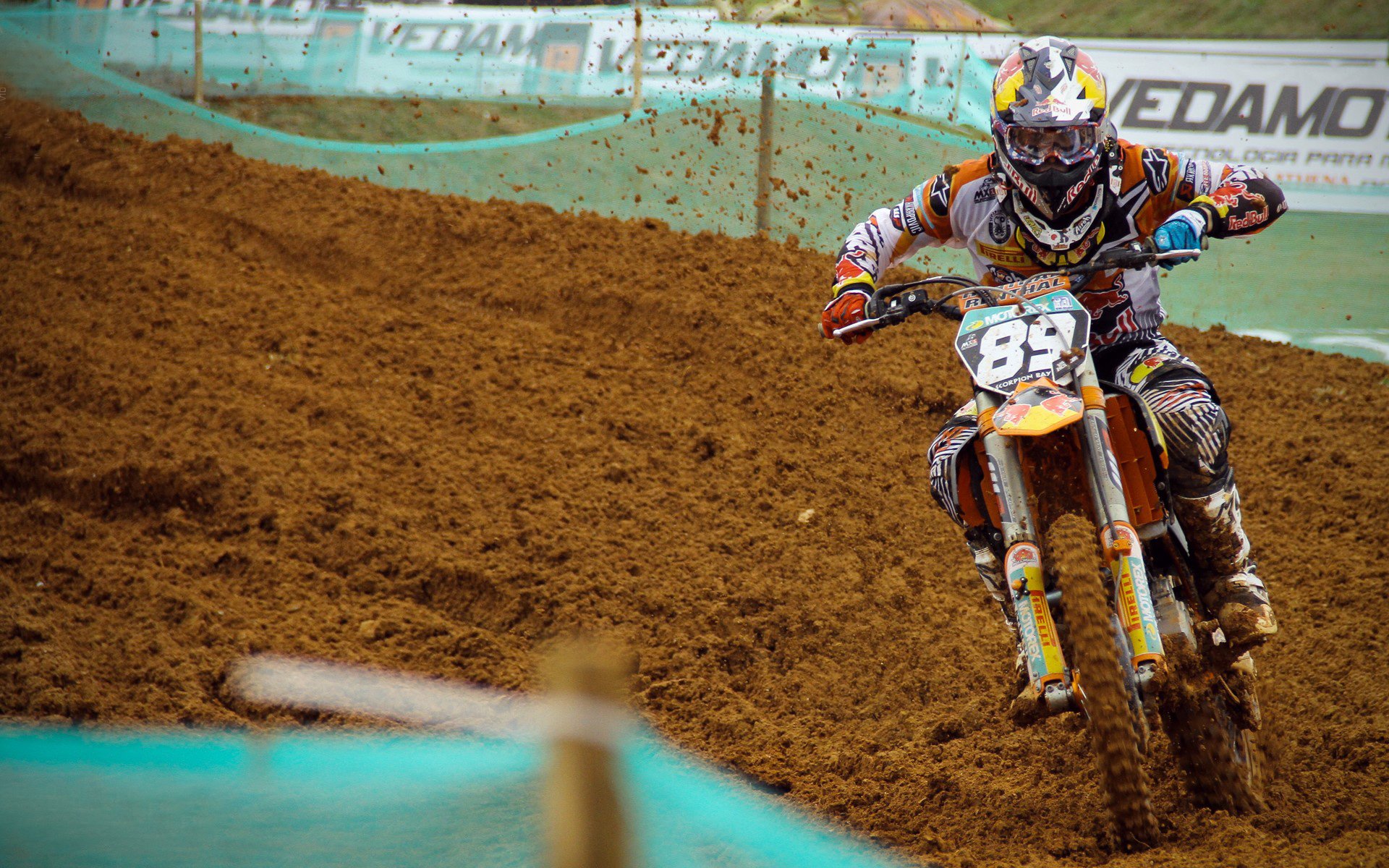 跨界狂飙，当灰熊撕裂马刺铁幕，班凯罗在F1赛道完成终极超车