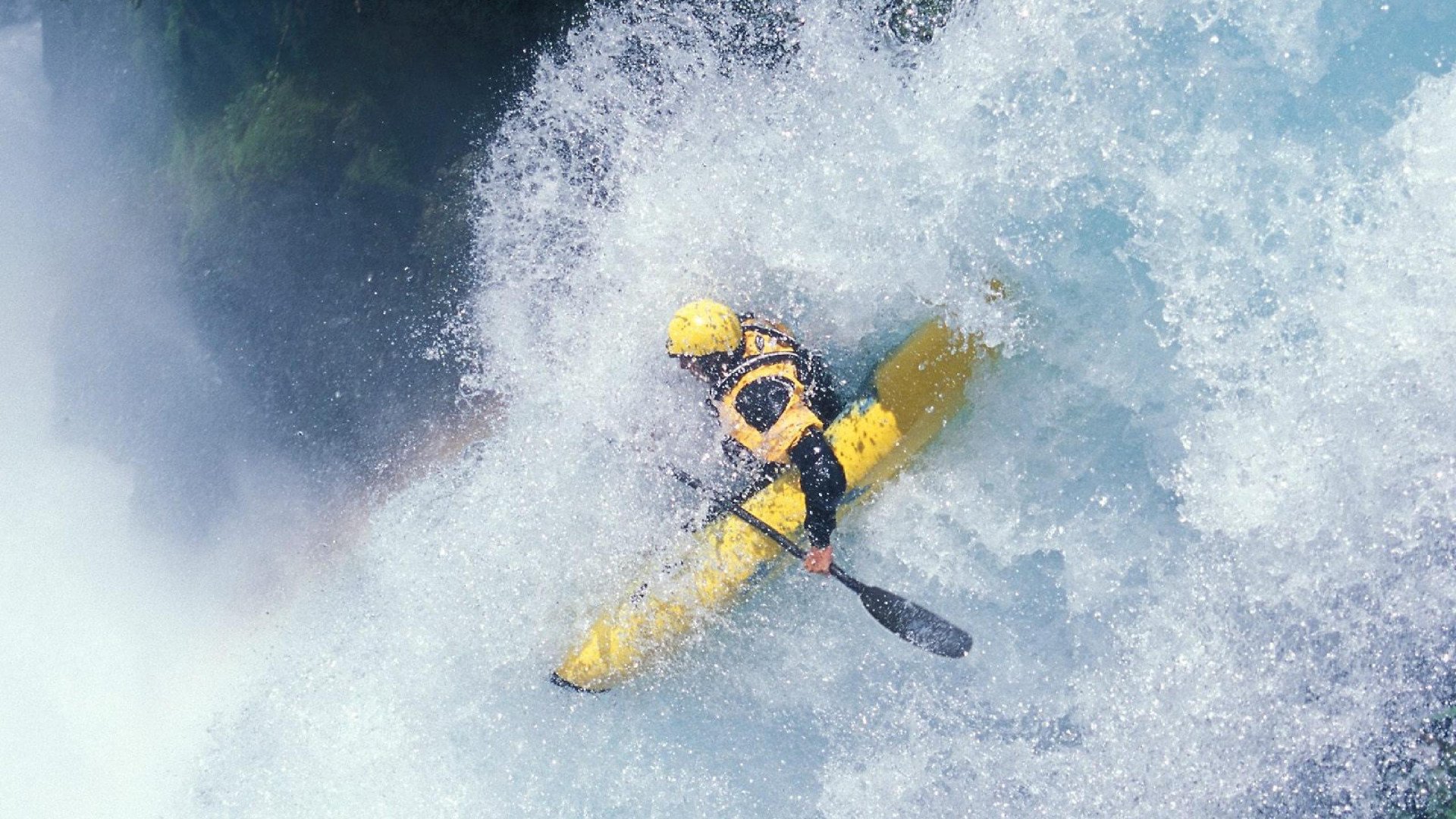 皮克爆发，卡塔尔淘汰赛惊险过关厄瓜多尔，亚洲足球的里程碑之夜