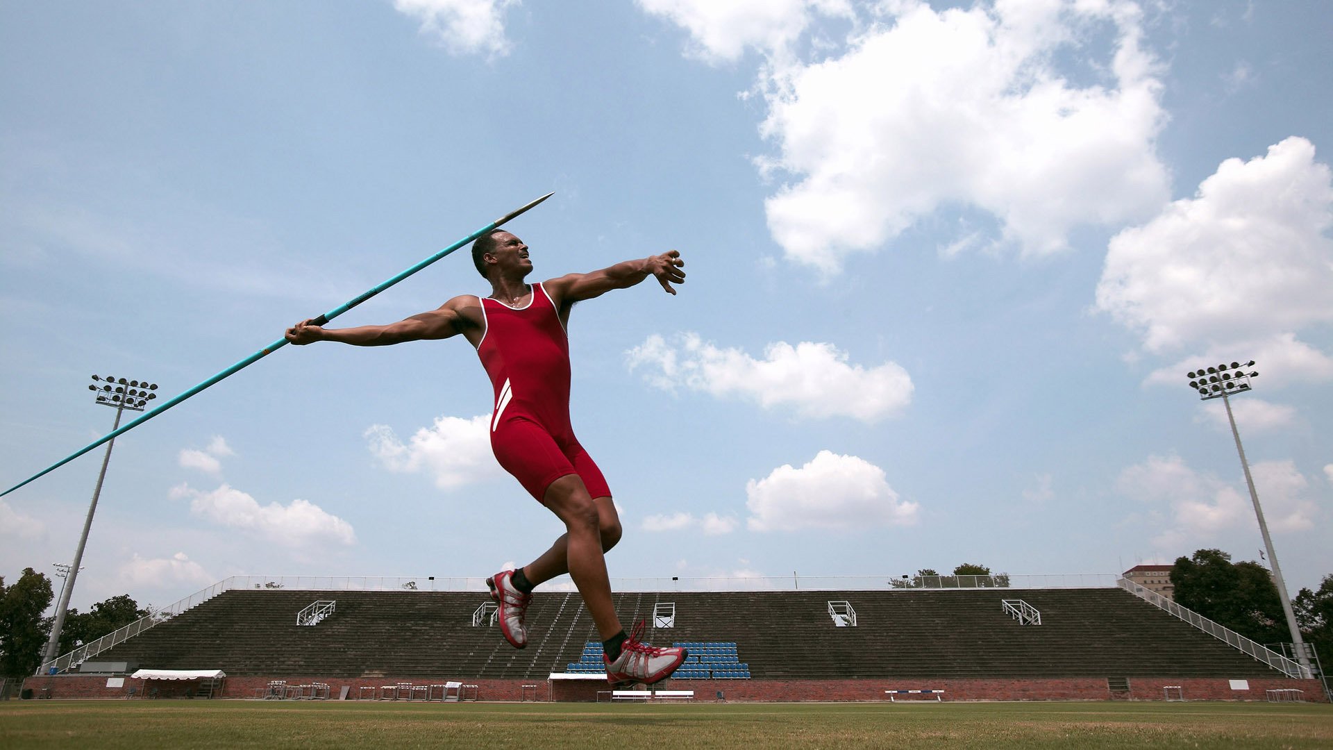 逆转之夜，张继科刷新纪录与奥地利足球的翻盘启示